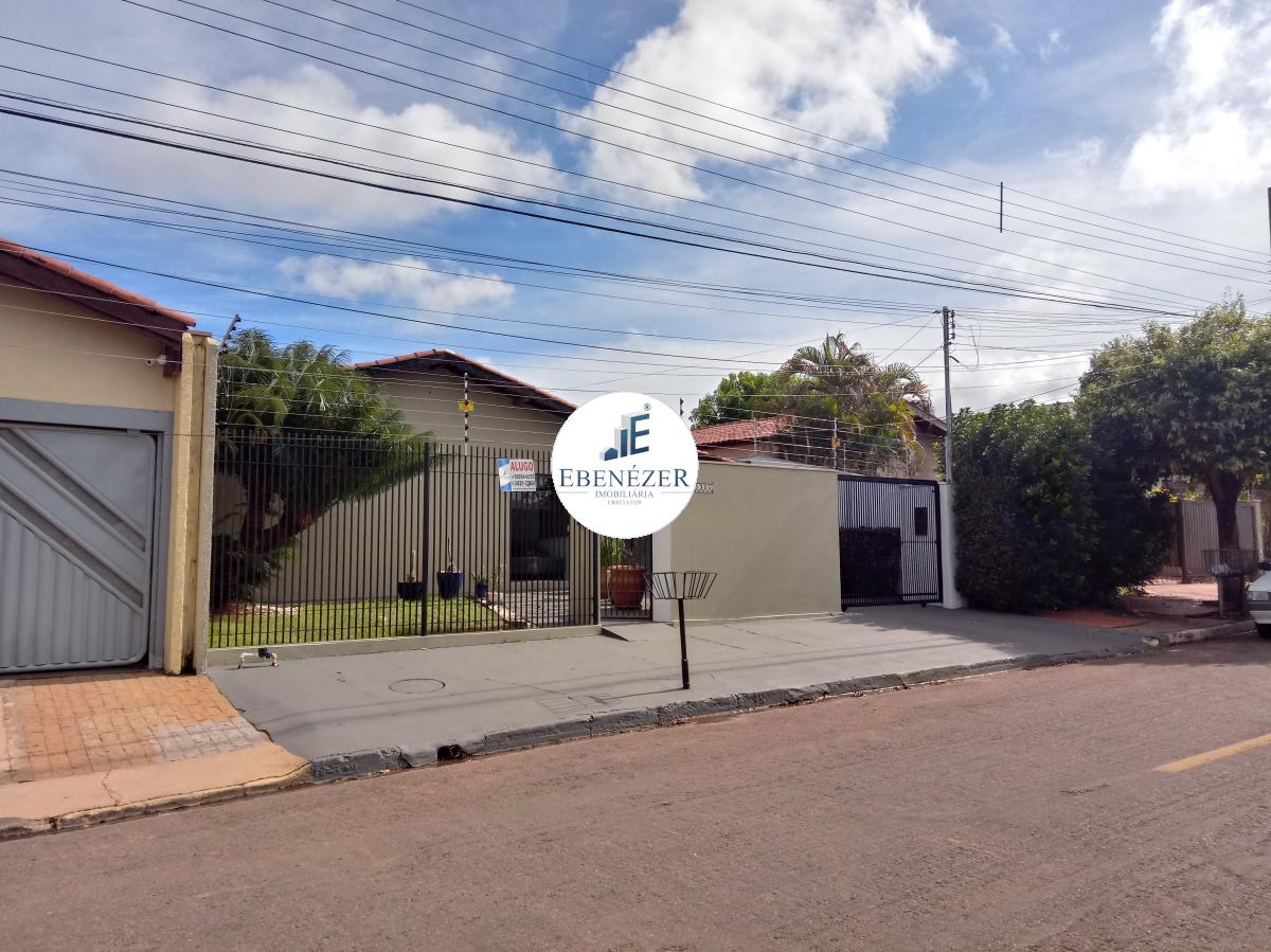 Casa para alugar com 4 quartos, 180m² - Foto 18